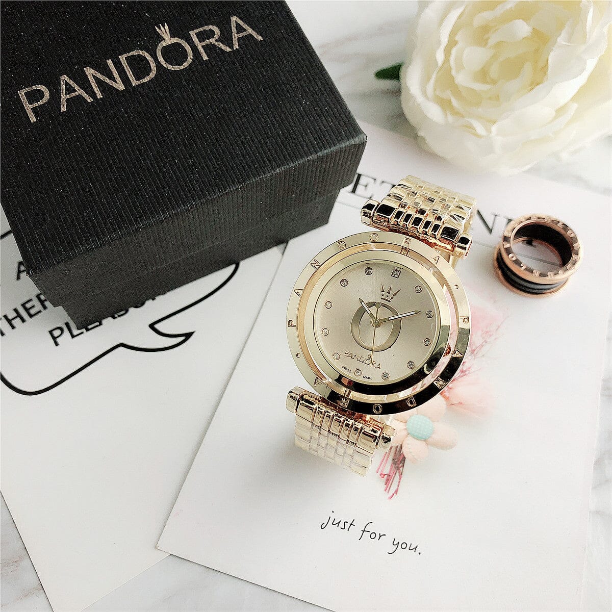 P A N D O R A Moments Glamour